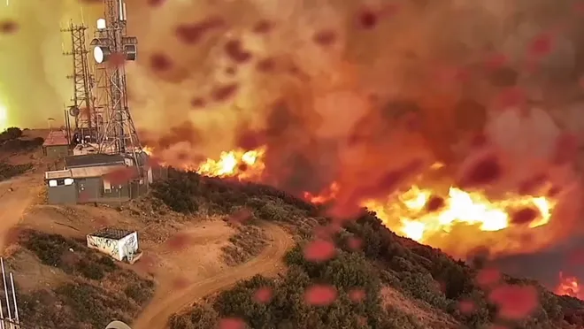 75175911007-trnd-webcame-captures-fire-at-weather-station-thumb.webp
